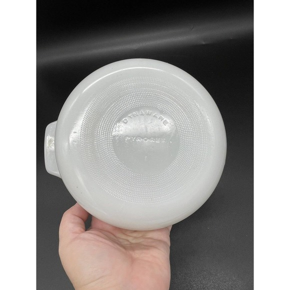 Dynaware Pyr-O-Rey 8” X 6.5” Milk Glass Brown Daisy Casserole Dish - Picture 6 of 7